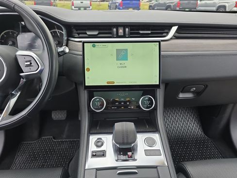 Used 2021 Jaguar F-PACE S image 20