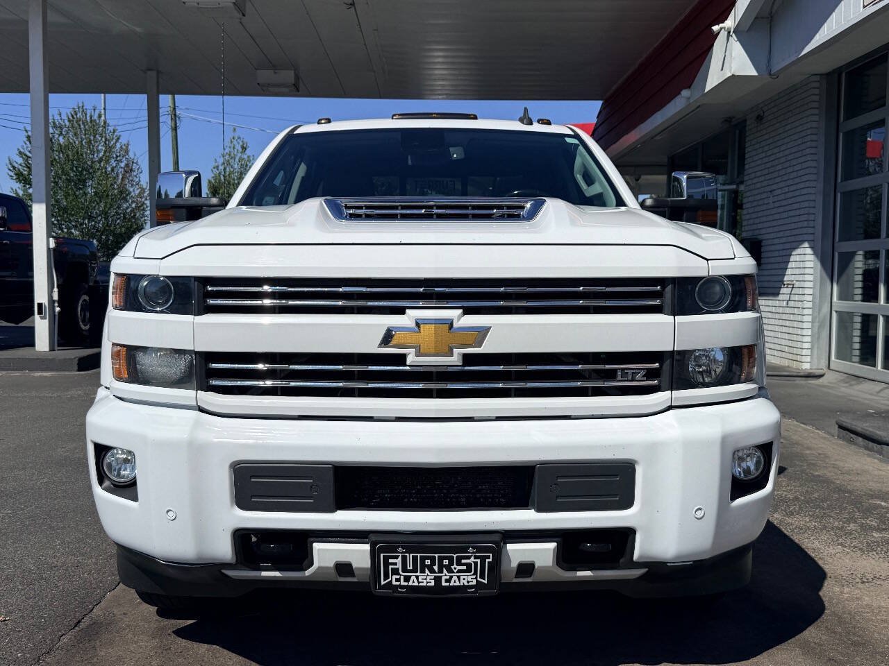 Used 2019 Chevrolet Silverado 3500 LTZ w/ LTZ Plus Package AWD/4WD image 7