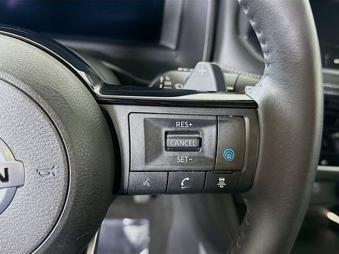 Used 2021 Nissan Rogue Platinum image 24