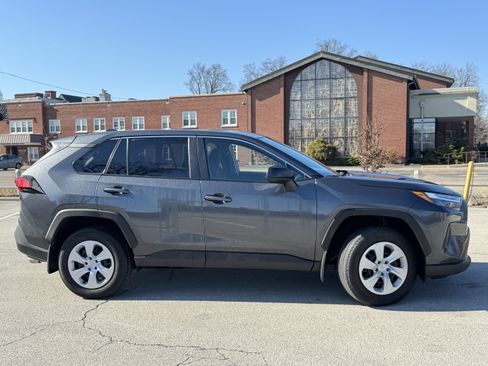 Used 2024 Toyota RAV4 LE image 3