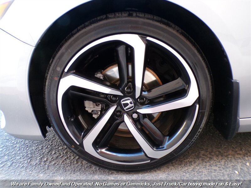 Used 2018 Honda Accord Sport image 35