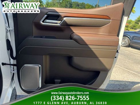 Used 2024 GMC Sierra 1500 Denali w/ Denali Reserve Package AWD/4WD image 32