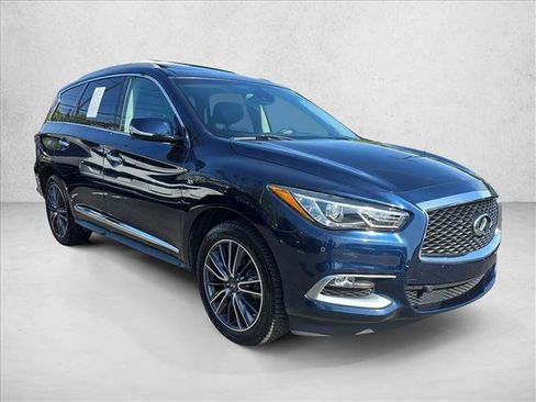 Used 2016 INFINITI QX60 Luxe w/ Deluxe Technology Package AWD/4WD image 3