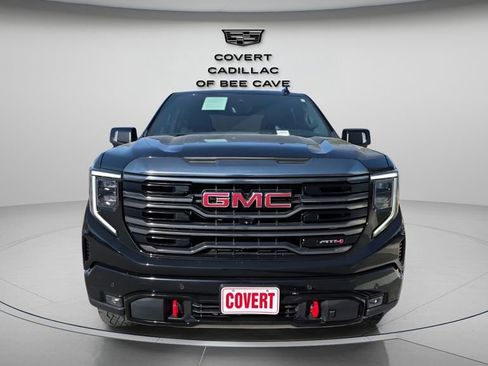 Used 2023 GMC Sierra 1500 AT4 w/ Technology Package image 2