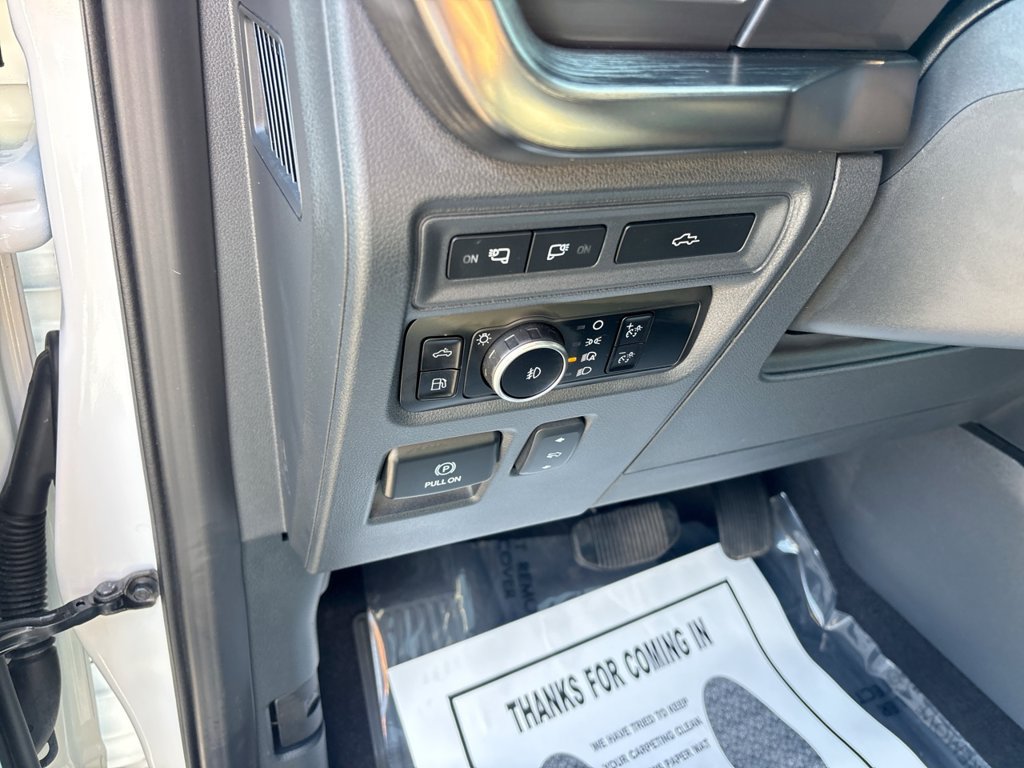 Used 2023 Ford F150 Lariat w/ Equipment Group 502A High AWD/4WD image 31