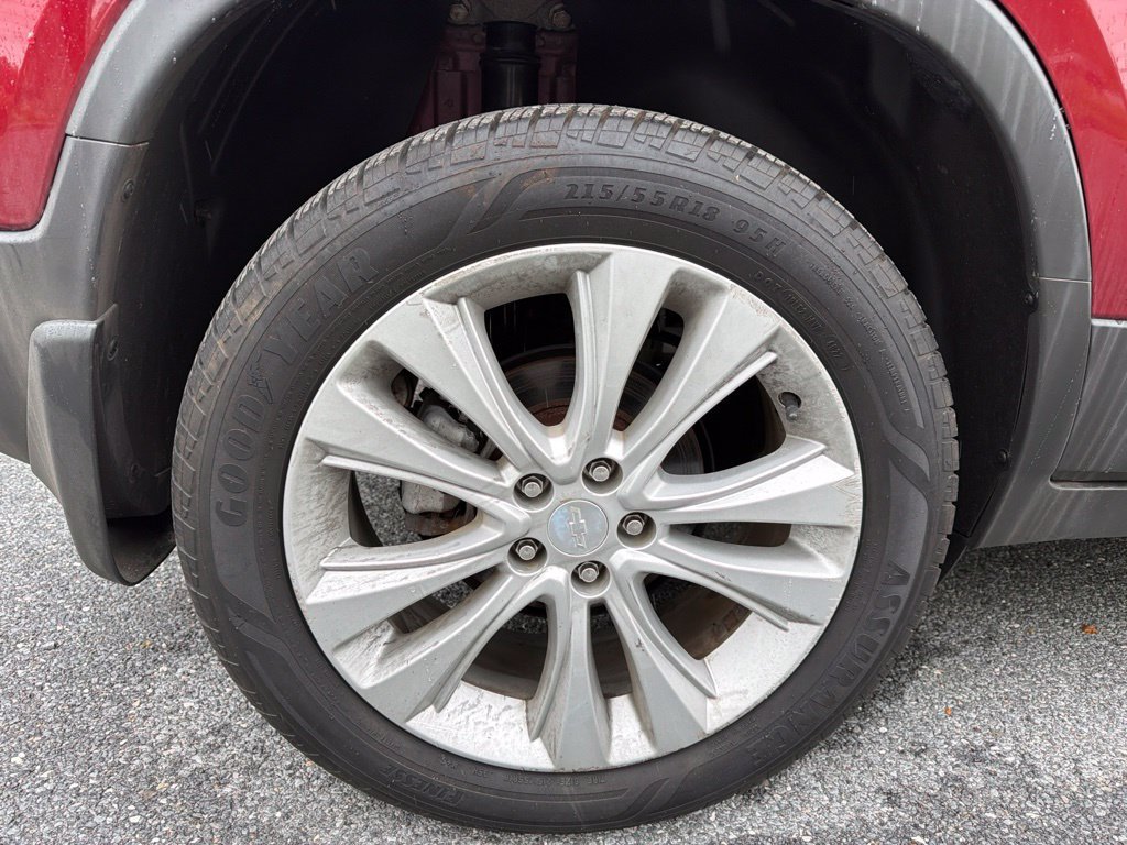 Used 2018 Chevrolet Trax Premier w/ LPO, Protection Package AWD/4WD image 12