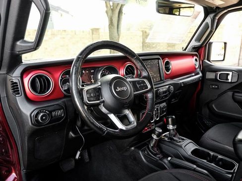 Used 2021 Jeep Wrangler Unlimited Rubicon image 25