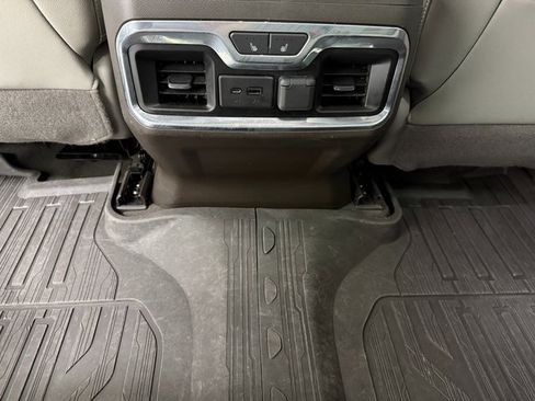 Used 2019 GMC Sierra 1500 SLT image 32