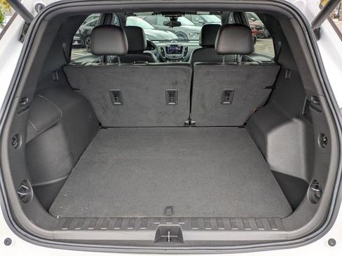 Used 2023 Chevrolet Equinox RS w/ RS Leather Package FWD image 12