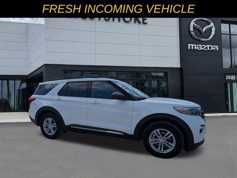 Used 2023 Ford Explorer XLT w/ Equipment Group 202A RWD image 1