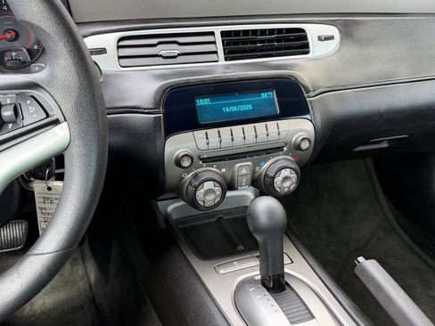 Used 2015 Chevrolet Camaro LS RWD image 8