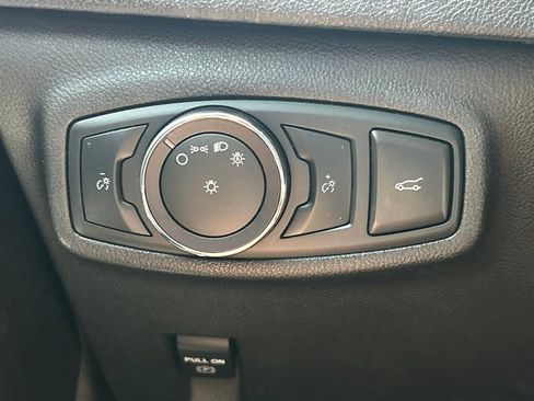 Used 2019 Lincoln MKC Premiere FWD image 30