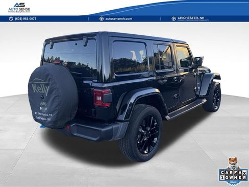 Used 2022 Jeep Wrangler Unlimited Sahara AWD/4WD image 8