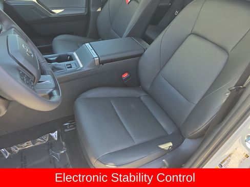 Used 2026 Toyota RAV4 XLE Premium FWD image 20