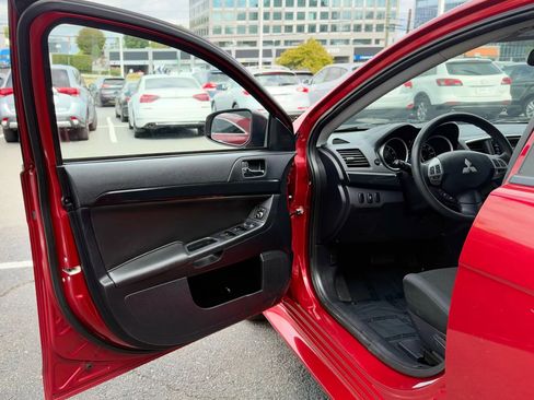 Used 2016 Mitsubishi Lancer AWD Sedan image 9