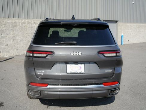 New 2025 Jeep Grand Cherokee L Summit w/ Advanced Protech Group IV AWD/4WD image 14