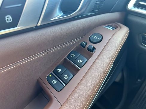 Used 2022 BMW X5 xDrive40i w/ Premium Package image 20