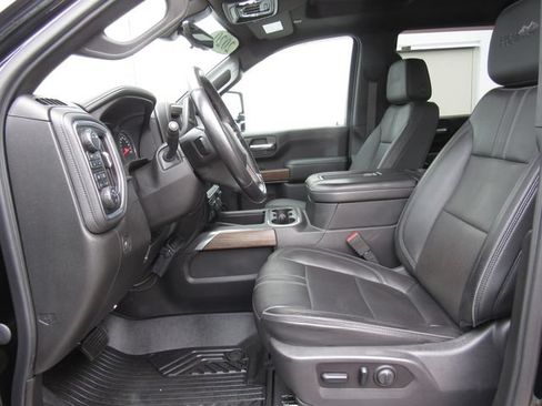 Used 2020 Chevrolet Silverado 3500 High Country w/ Z71 Off-Road Package AWD/4WD image 16