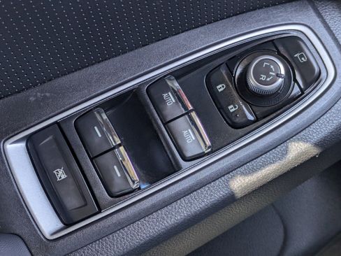 Used 2022 Subaru Ascent Touring AWD/4WD image 25