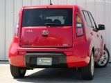 Used 2011 Kia Soul + image 3