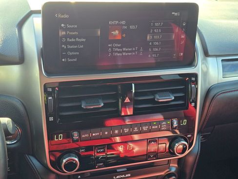 Used 2023 Lexus GX 460 Luxury w/ Sport Design Package AWD/4WD image 14