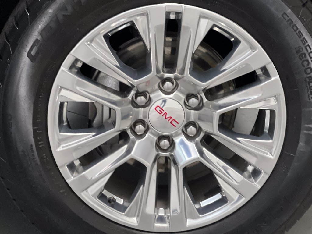 Used 2025 GMC Yukon XL Denali RWD image 76