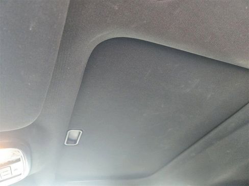 Used 2018 Jeep Grand Cherokee Limited image 23