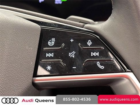 Used 2025 Audi Q6 e-tron Premium Plus image 20