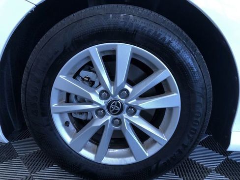 Used 2026 Toyota Camry LE FWD image 17