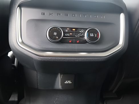 New 2026 Ford Expedition Max Platinum w/ Driver's Package AWD/4WD image 26