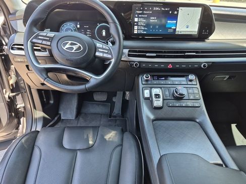Used 2024 Hyundai Palisade Limited AWD/4WD image 11