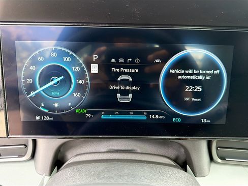 New 2026 Hyundai Elantra Limited image 38