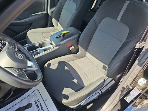 Used 2024 Nissan Sentra SV w/ All-Weather Package FWD image 18