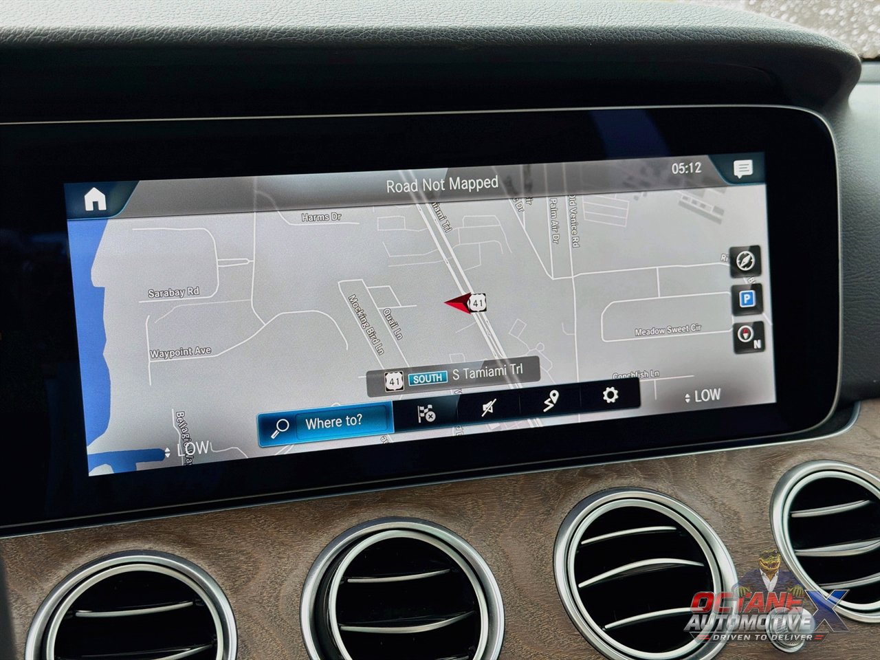 Used 2022 Mercedes-Benz E 350 Sedan image 13