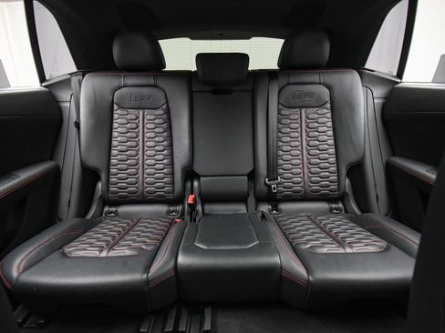 Used 2021 Audi RS Q8 w/ Black Optic Package image 18