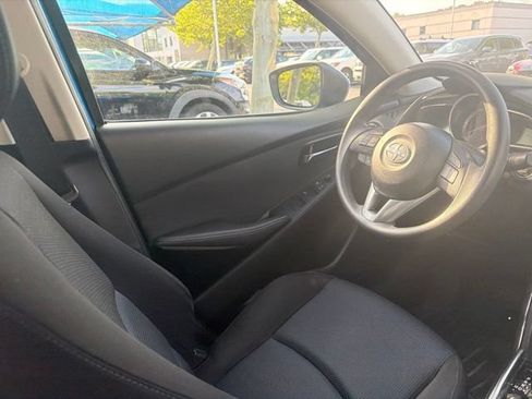 Used 2016 Scion iA FWD image 9