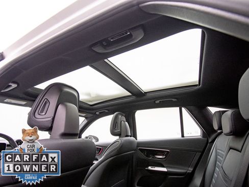 Used 2025 Mercedes-Benz GLC 43 AMG 4MATIC image 24