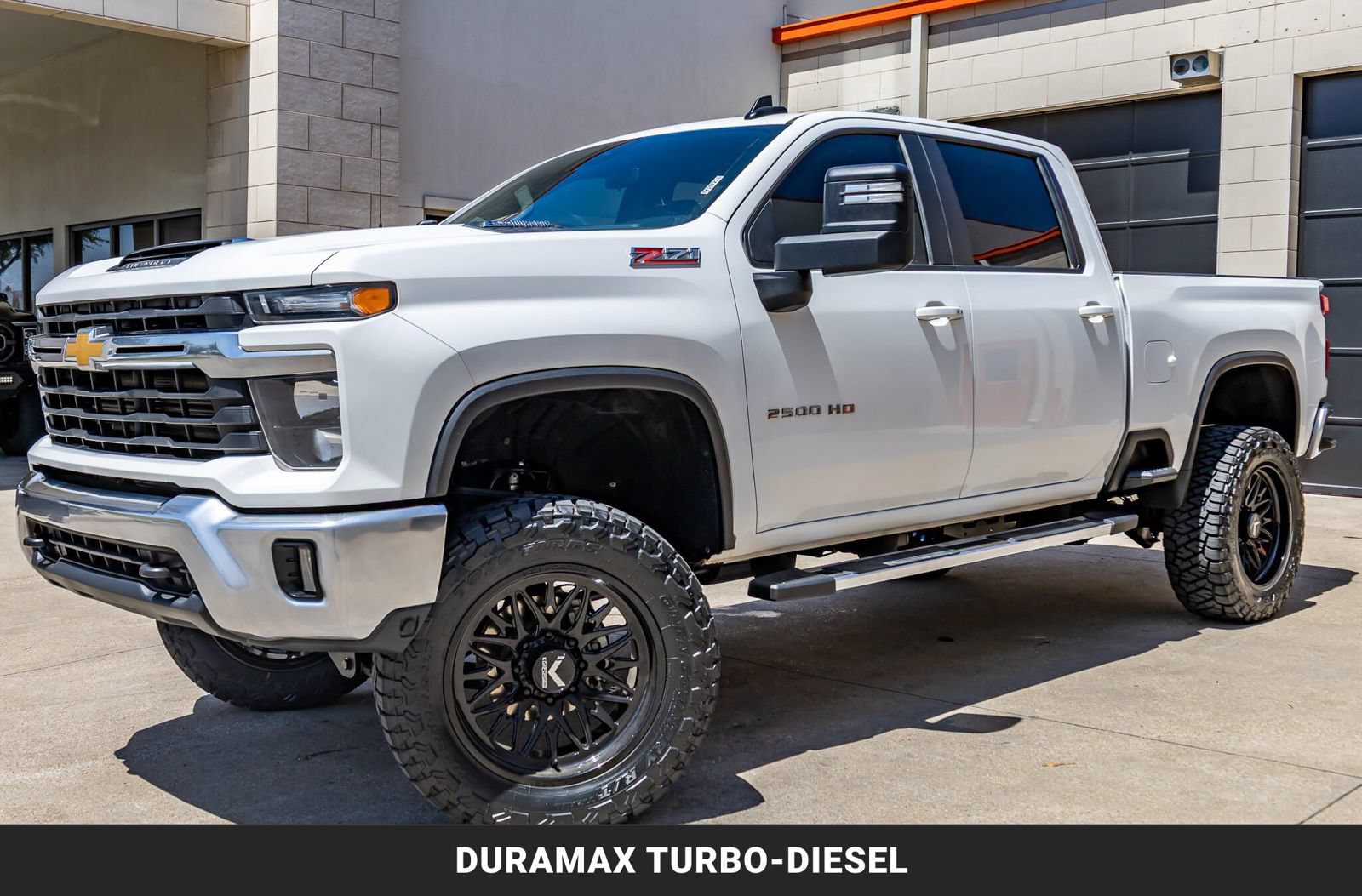 Used 2025 Chevrolet Silverado 2500 LT AWD/4WD image 5