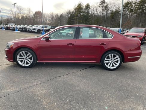 Used 2018 Volkswagen Passat 2.0T SE image 3