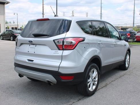 Used 2017 Ford Escape SE FWD image 39