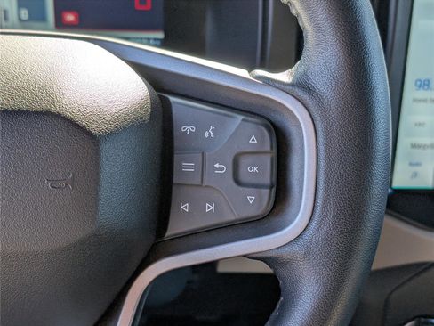 Used 2023 Ford Bronco Wildtrak image 23