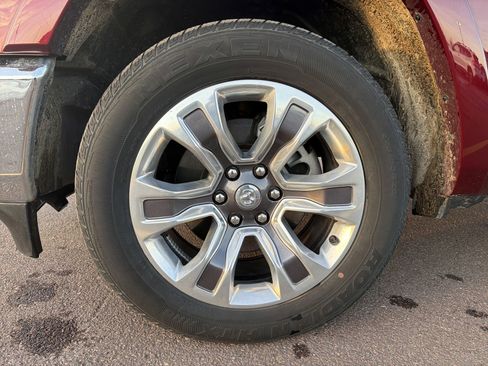 Used 2024 RAM 1500 Limited image 5