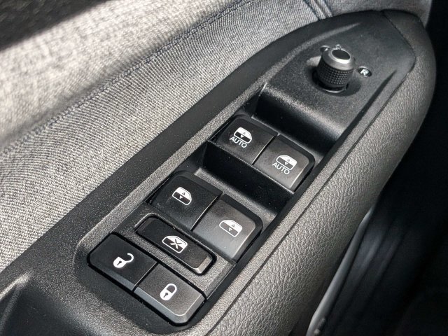 Used 2024 Jeep Compass Latitude AWD/4WD image 22