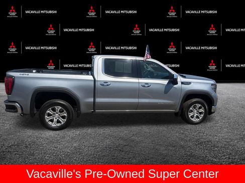 Used 2025 GMC Sierra 1500 SLT AWD/4WD image 5
