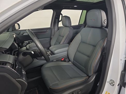 Used 2024 GMC Acadia AT4 image 16