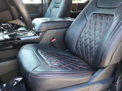 Used 2019 Ford F150 Lariat w/ Equipment Group 502A Luxury AWD/4WD image 17