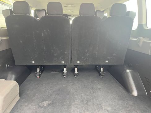 Used 2023 Ford Transit 350 XLT RWD image 33