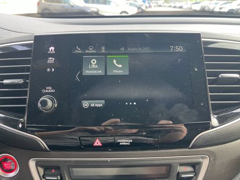 Used 2023 Honda Passport TrailSport image 12
