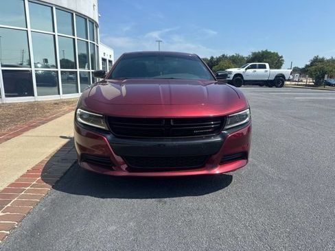 Used 2023 Dodge Charger SXT w/ Blacktop Package RWD image 3