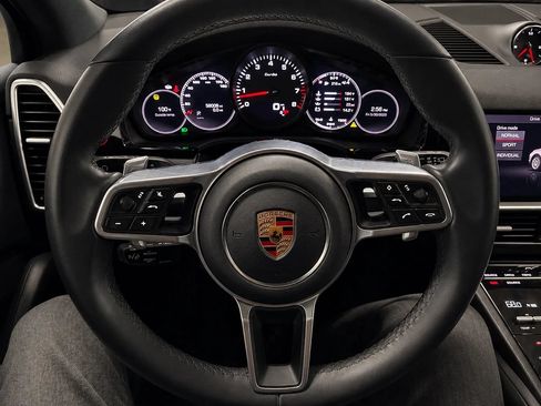 Used 2021 Porsche Cayenne S AWD/4WD image 30